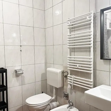 Appartement Edi, Spacious With Sauna And Balcony