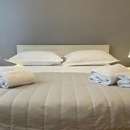 Διαμέρισμα Edi, Spacious With Sauna And Balcony