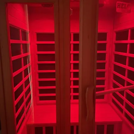 Edi, Spacious With Sauna And Balcony * Σπλιτ